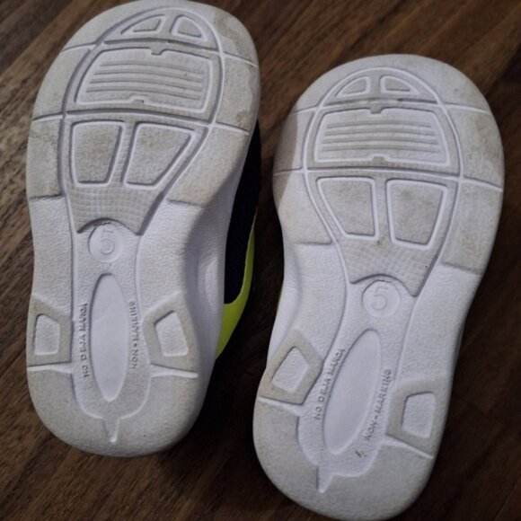 Athletic Works Toddler Kids Navy and Yellow Velcro Strap Sneakers Size 5 - Picture 2 of 2